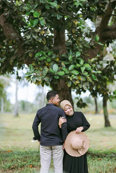 Foto sampul undangan Rian & Risma