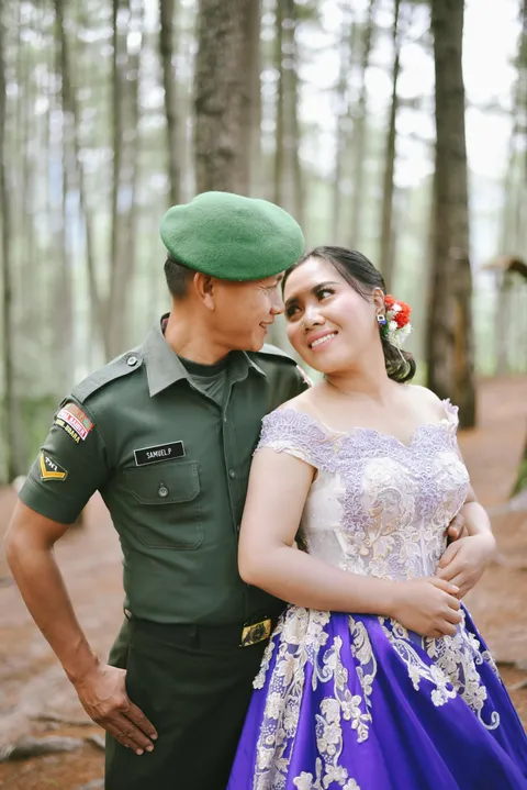 Foto sampul undangan Sening & Ratna