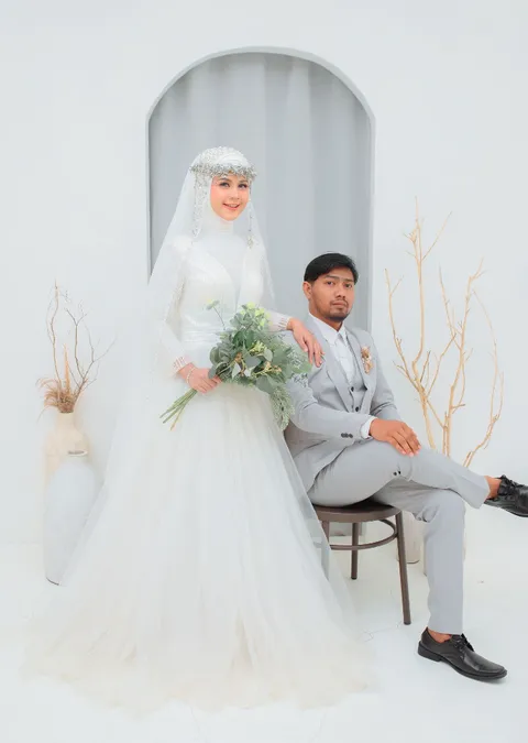 Foto sampul undangan Evita & Fazmalika
