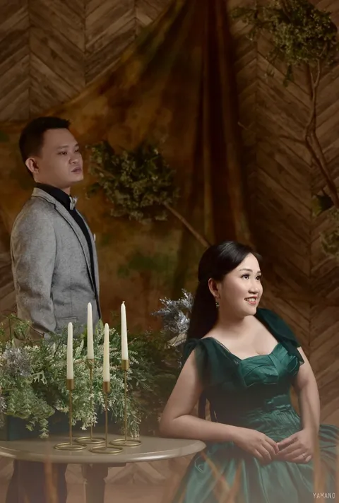 Foto sampul undangan Lina & Hendra