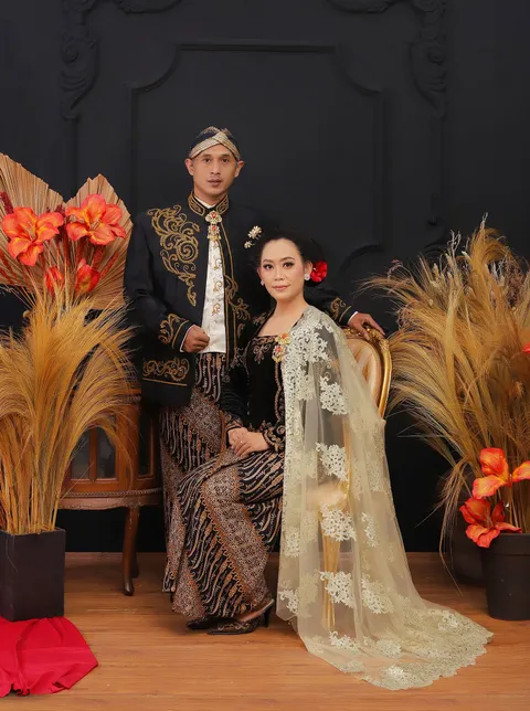 Foto sampul undangan Maria & Bona