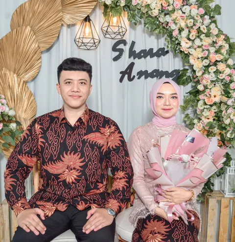 Foto sampul undangan Anang & Shara