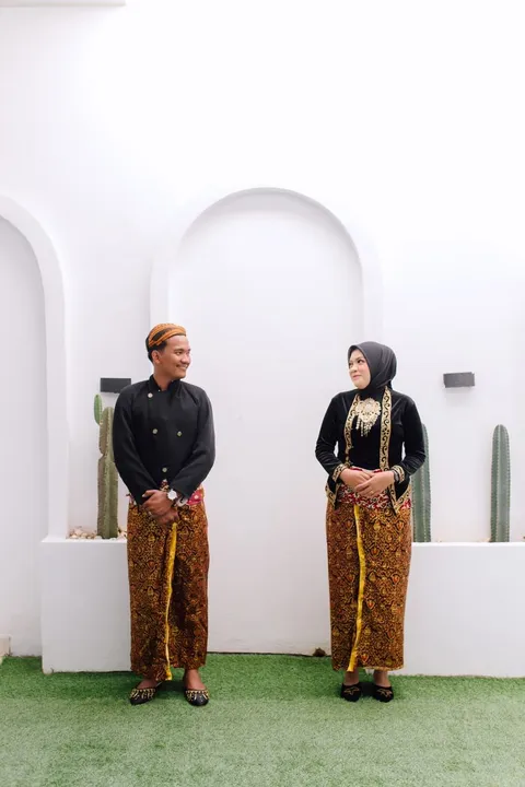 Foto sampul undangan Jo & Rina