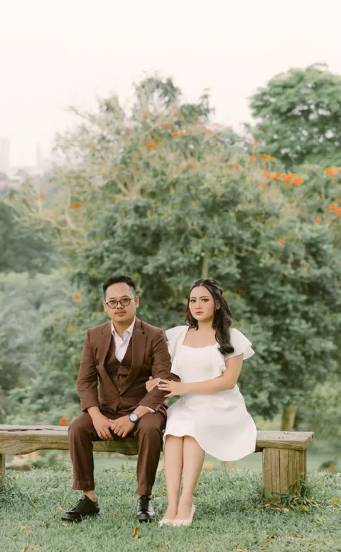Foto sampul undangan Arly & Abel