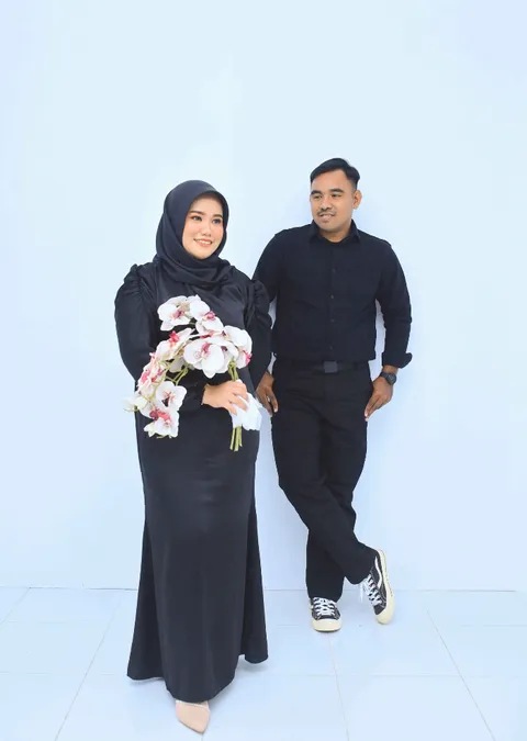 Foto sampul undangan Lilis & Bam