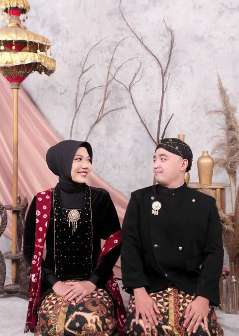 Foto sampul undangan Hendri & Yuni