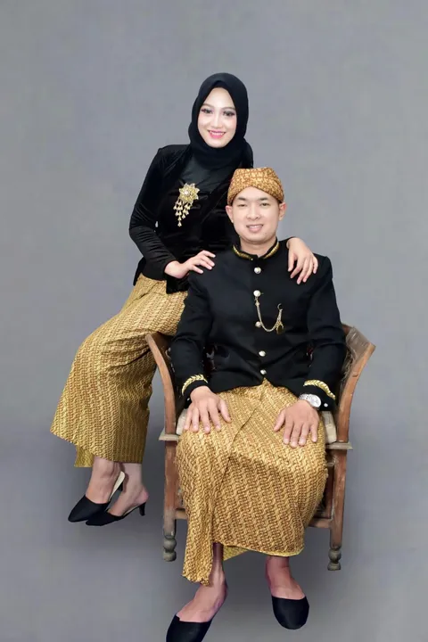Foto sampul undangan Roman & Ayu