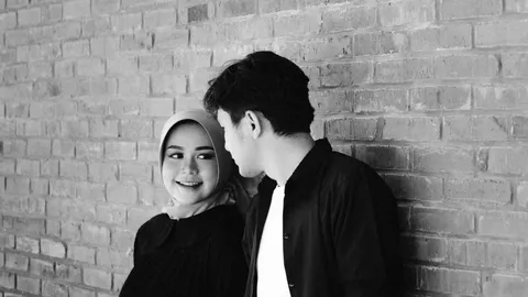 Foto sampul undangan Yudi & Sara