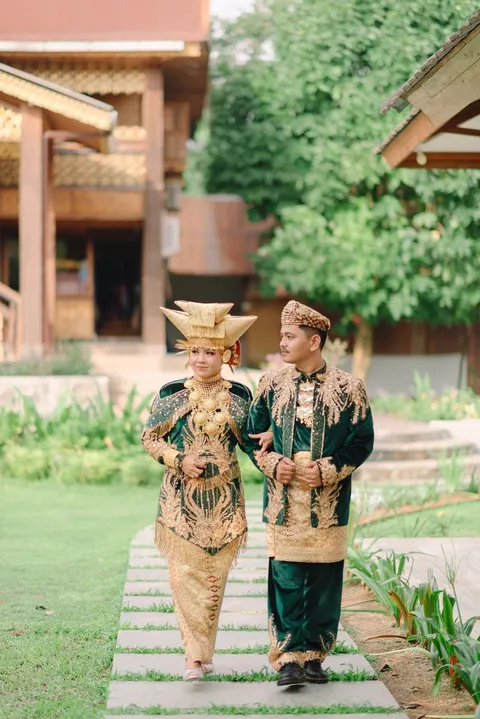 Foto sampul undangan Irfan & Nadya