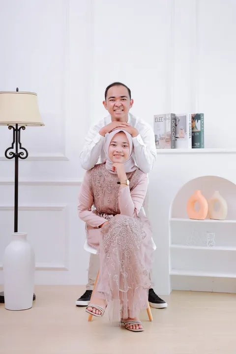 Foto sampul undangan Laily & Imad