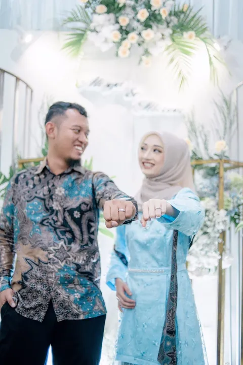 Foto sampul undangan Fikron & Alisya