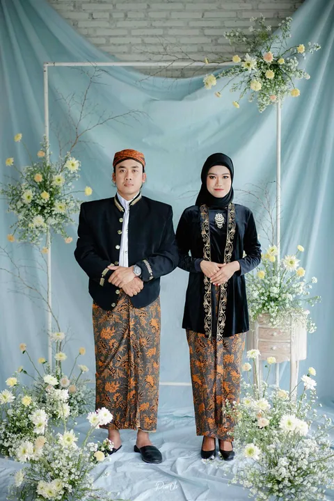 Foto sampul undangan Saftian & Avila