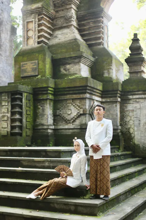 Foto sampul undangan Rika & Alfan