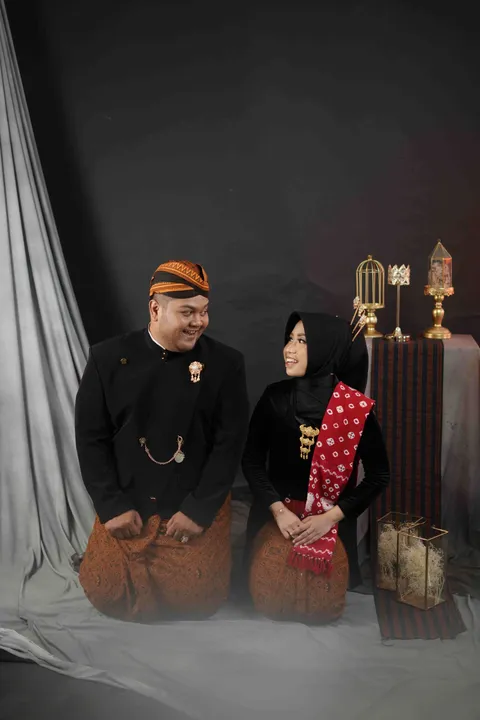 Foto sampul undangan Nafis & Ike