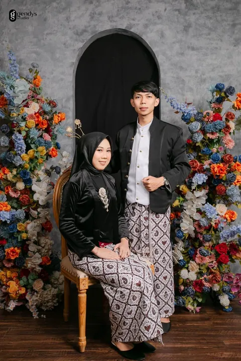 Foto sampul undangan S & S