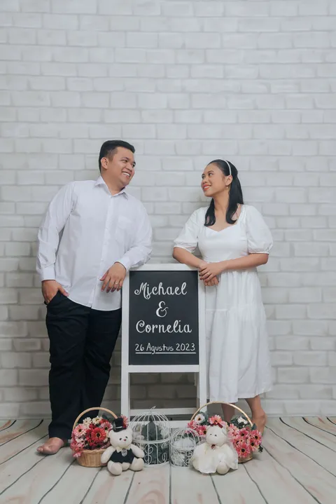 Foto sampul undangan Cornelia & Michael
