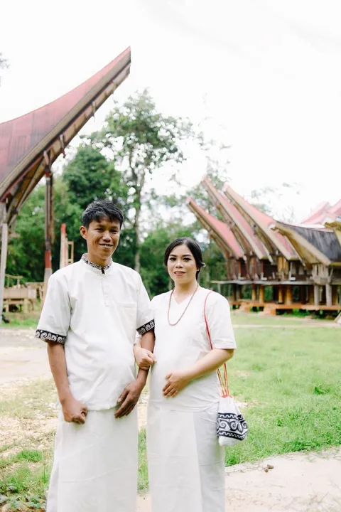 Foto sampul undangan Nober & Elsi