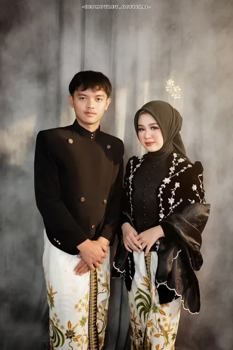 Foto sampul undangan Eza & Eca