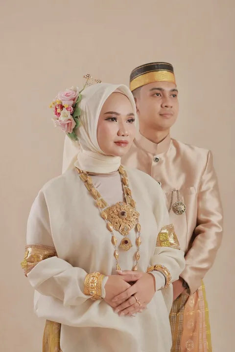 Foto sampul undangan Uswah & Herman