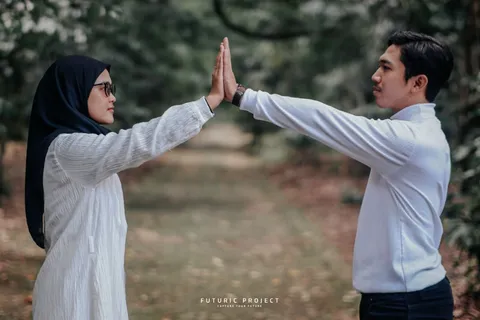 Foto sampul undangan Sulton & Izah