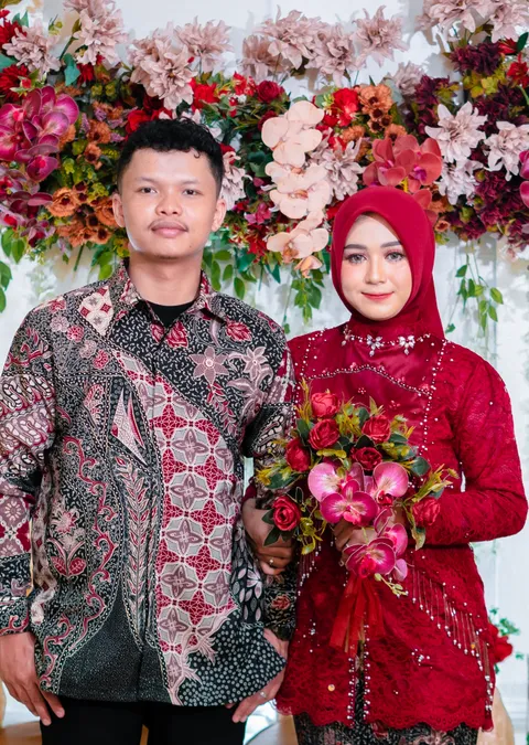 Foto sampul undangan Yenti & Aris