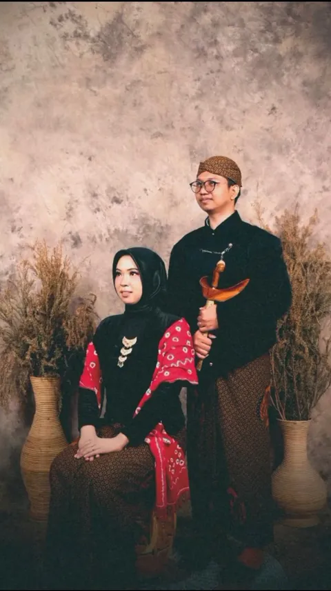 Foto sampul undangan Chikal & Intan