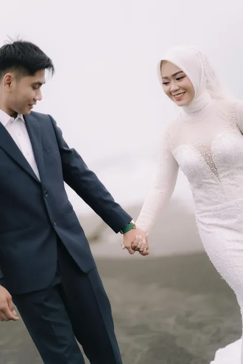 Foto sampul undangan Riki & Wijinia