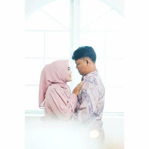 Foto sampul undangan Panji & Yolan
