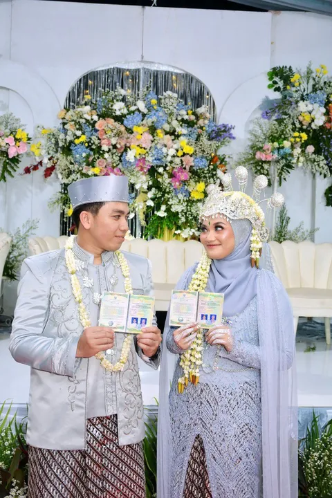 Foto sampul undangan Rizky & Izzah