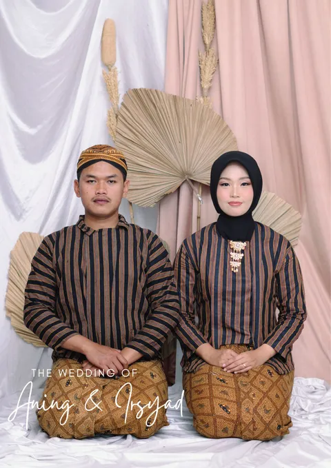 Foto sampul undangan Aning & Irsyad