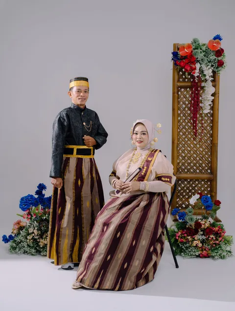 Foto sampul undangan Feni & Takbir