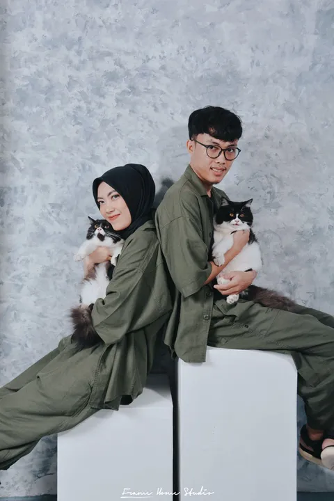 Foto sampul undangan Depin & Halinda