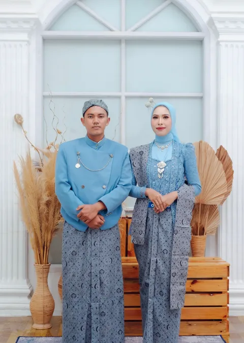 Foto sampul undangan Lilis & Asep