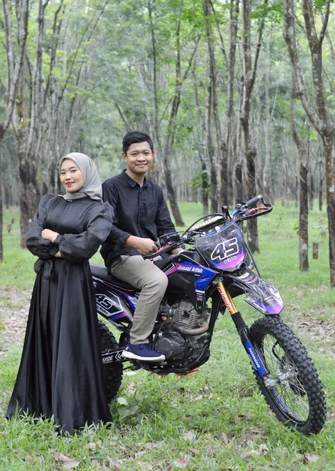 Foto sampul undangan Putri & Putra