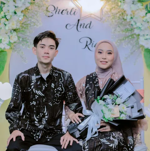 Foto sampul undangan Rian & Sherli