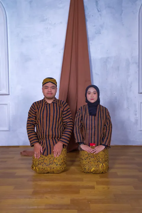 Foto sampul undangan Dinda & Raymond