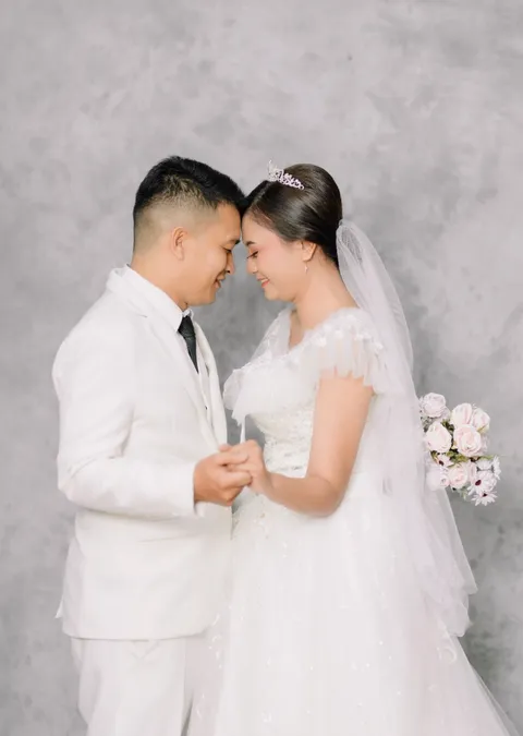 Foto sampul undangan Inra & Ester