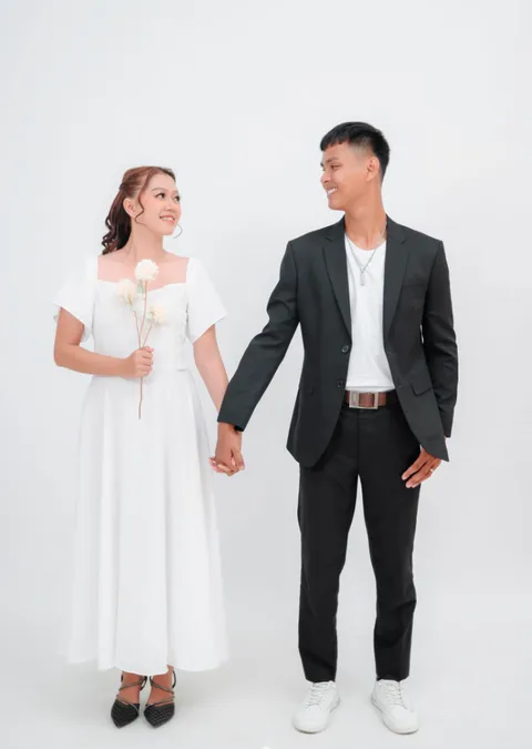 Foto sampul undangan Ricky & Mia