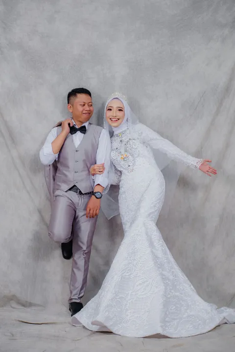 Foto sampul undangan Ahmad & Virgi