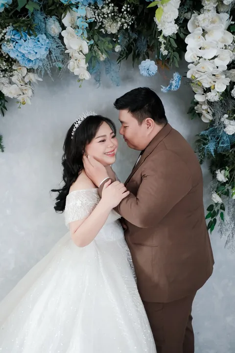 Foto sampul undangan Eka & Odie
