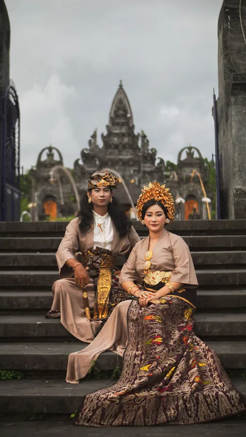 Foto sampul undangan Sinthia & Ngurahdek
