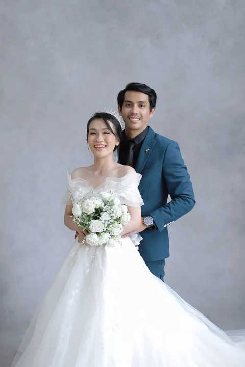 Foto sampul undangan Yosi & Hengki