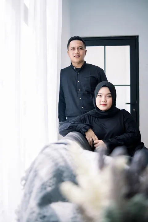 Foto sampul undangan Wahyu & Thea