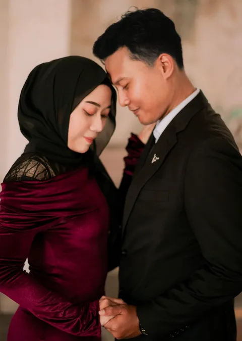 Foto sampul undangan Melda & Robian