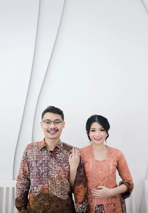 Foto sampul undangan Mega & Danendra