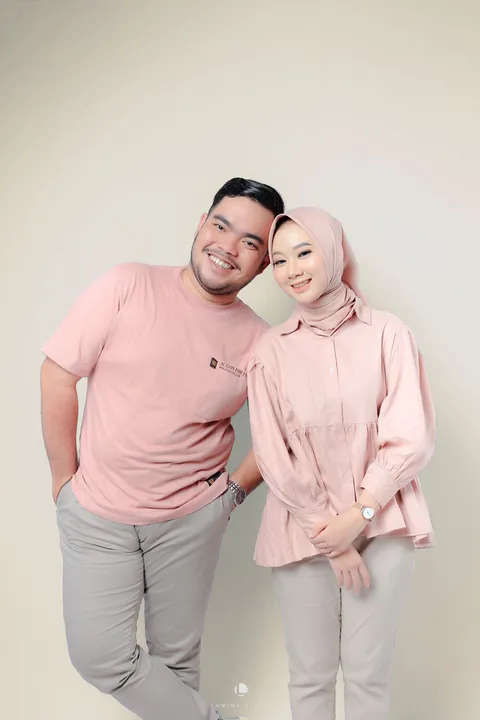 Foto sampul undangan Farhan & Vivi