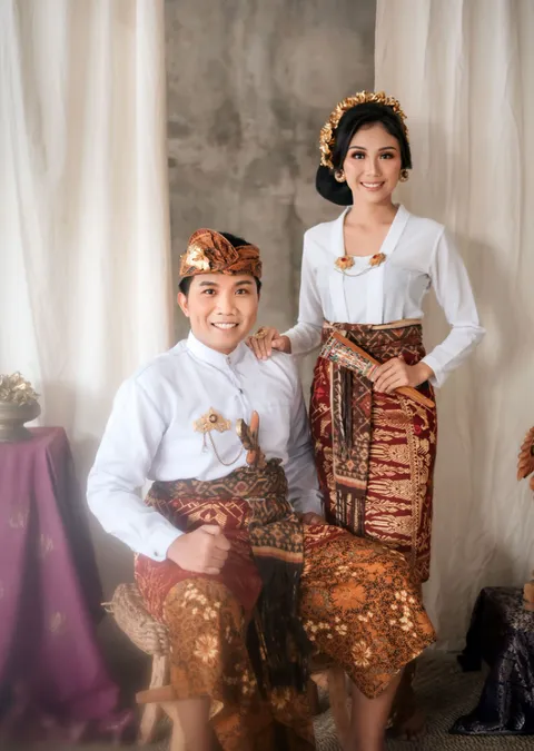 Foto sampul undangan Nadya & Fredy