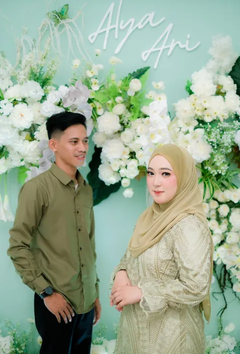 Foto sampul undangan Ari & Ayaa