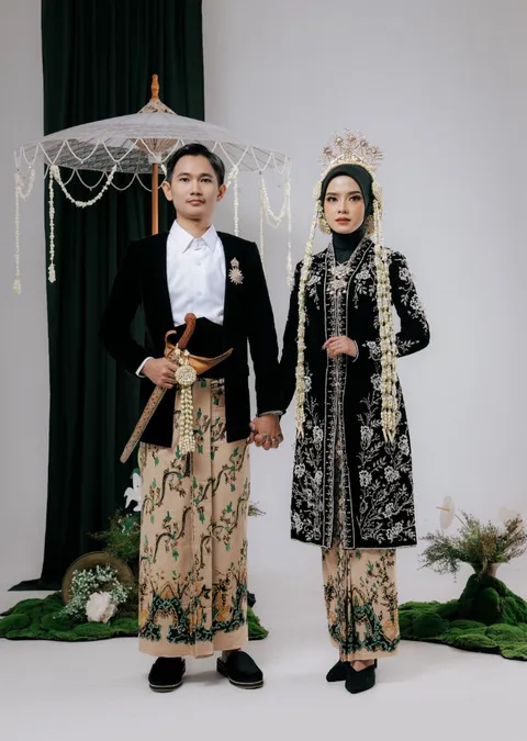 Foto sampul undangan Atul & Dede