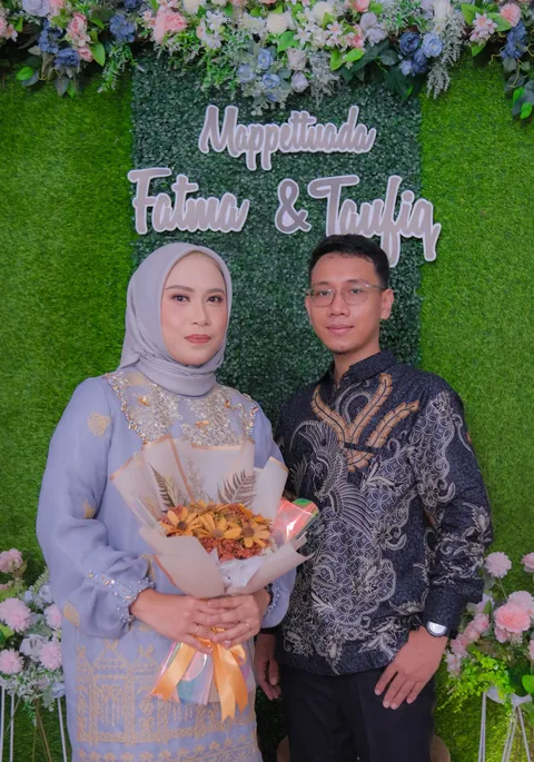 Foto sampul undangan Taufiq & Fatma